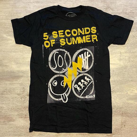 EUC 5 Seconds Of Summer Black Tee Shirt Size XS - Picture 1 of 3